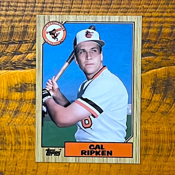 MINT 1987 Topps Cal Ripken Jr. # 784 Baseball Card - Picture 1 of 6